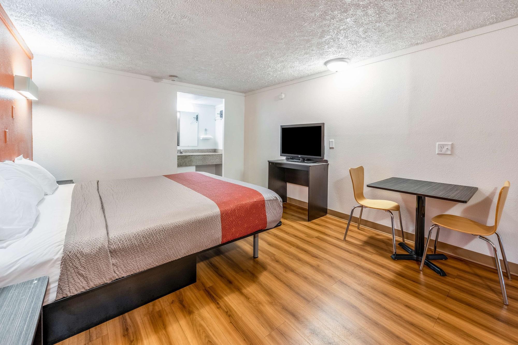 Motel 6-Mansfield, Oh ภายนอก รูปภาพ